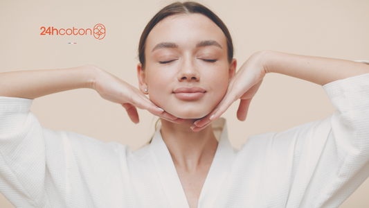 Les bienfaits de l'auto-massage facial pour une peau radieuse 💖